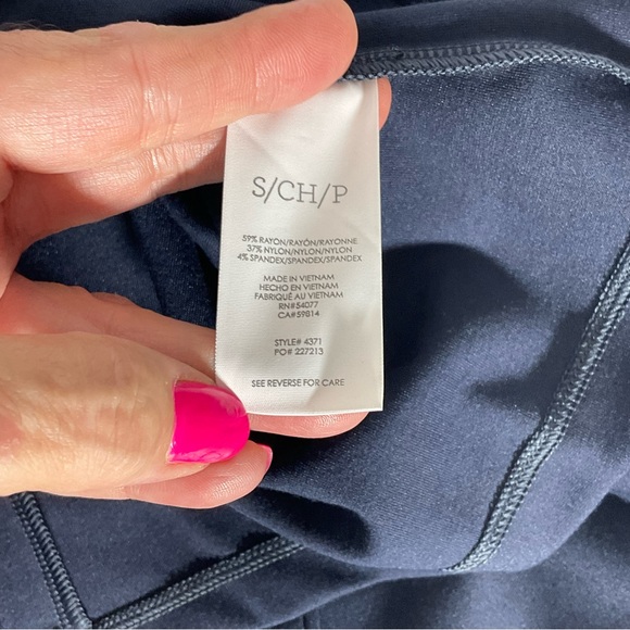 Cabi Contessa Long Sleeve Asymmetric Neckline Navy Built-In Shelf Bra Soft Sz SM - Picture 14 of 16